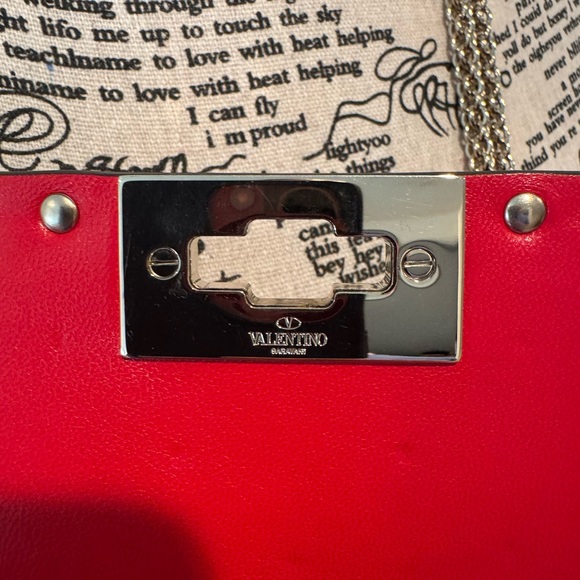 ❤️Valentino Garavani❤️ - Picture 6 of 17